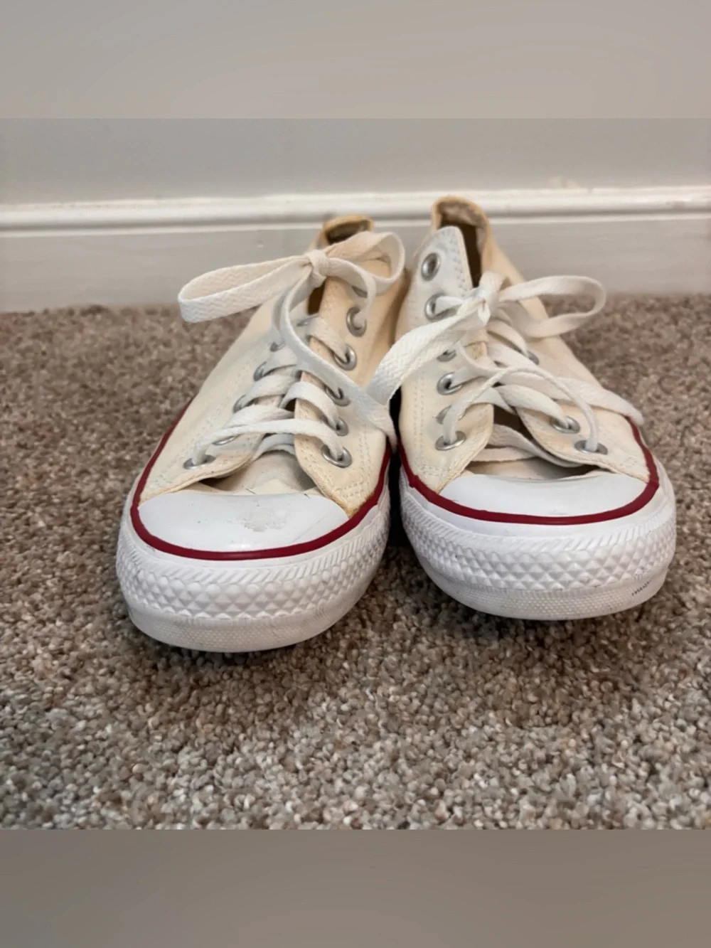 Converse Chuck Taylor Low Top White Canvas Sneakers Womens 7 - Picture 2 of 7